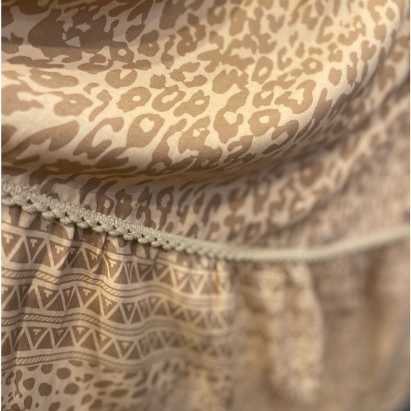 Ethan n Joy Woman’s Tiered Neutral Tone Safari Animal Print Maxi Dress Large - Picture 6 of 12